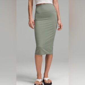Lululemon High Rise Midi Skirt